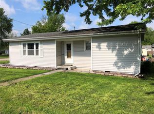 305 N Bond St, Vandalia, IL 62471
