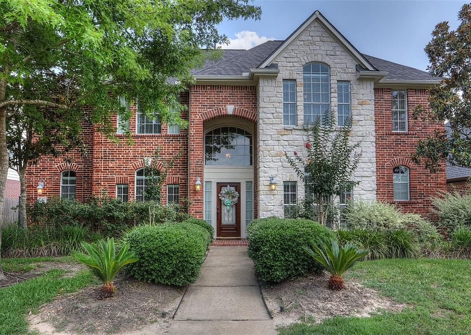 1st image of 16403 Burham Park Dr