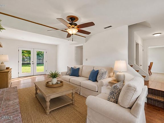 5th image of 4339 Pinewood Circle