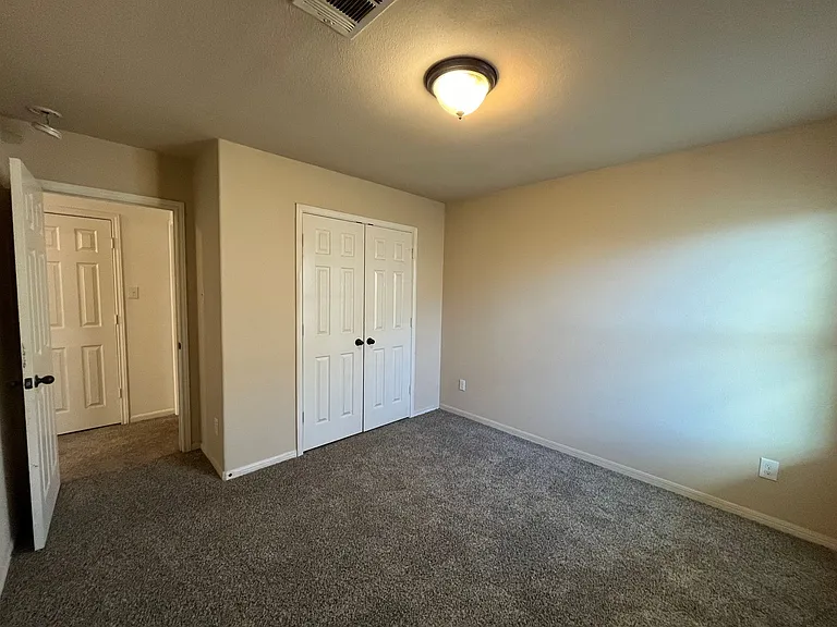 23023 Black Mountain Ash Ct — Photo 14