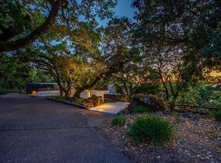 4833 Skycrest Way, Santa Rosa, CA 95405