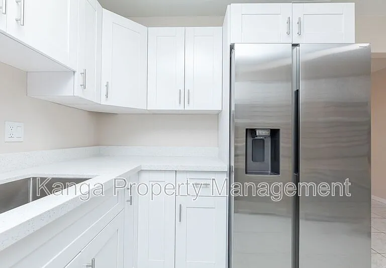 7750 SW 10th Ct #B — Photo 5