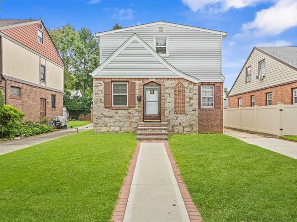 85-06 251st Street, Bellerose, NY 11426