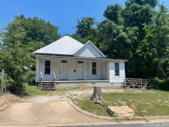 1513 7th St, Hot Springs, AR 71913