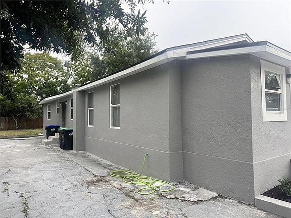 2nd image of 425 S Observatory Dr