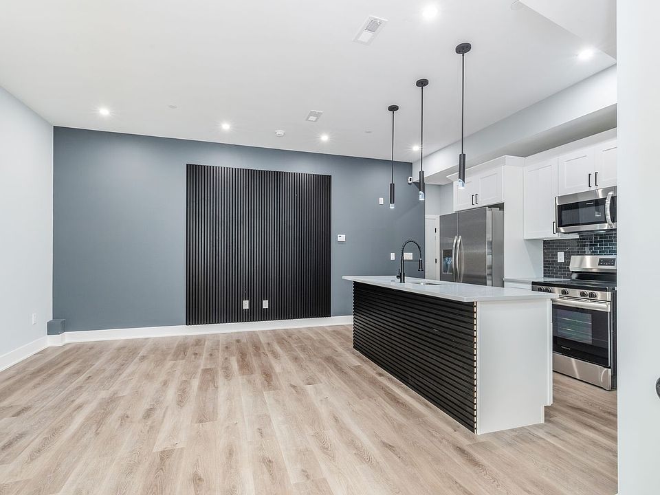 1st image of 631 N Preston St #1