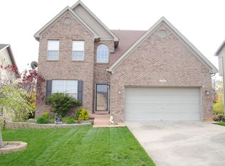 1104 Miles View Ct, Louisville, KY 40245