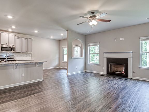 5th image of 2098 Preserve Dr