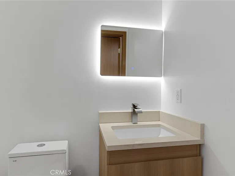 5220 Strohm Ave — Photo 11