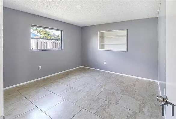 4690 NW 113th Ave — Photo 12