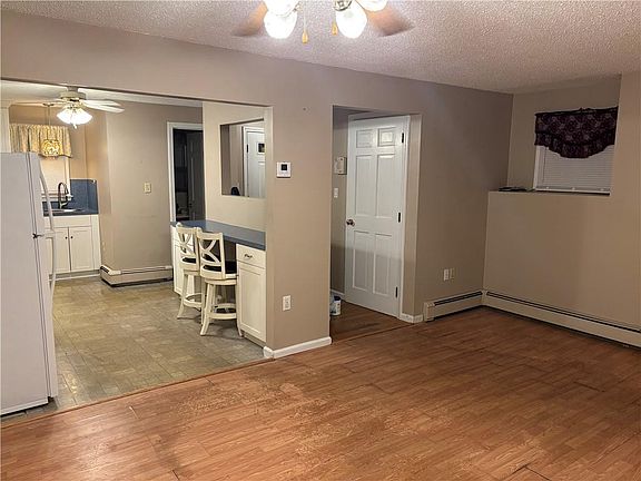 4th image of 18 Villa Nova St