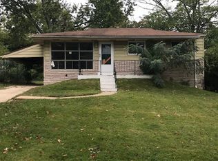 10047 Pepper Ln, Saint Louis, MO