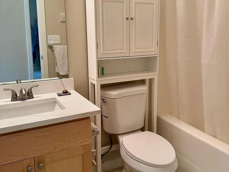 Upgraded bathroom with quartz countertop