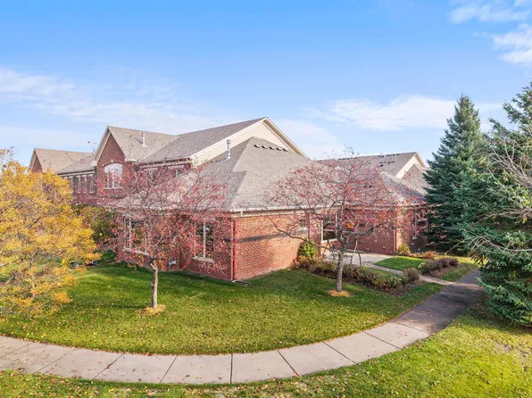 2879 Edison St NE Unit A, Blaine, MN 55449