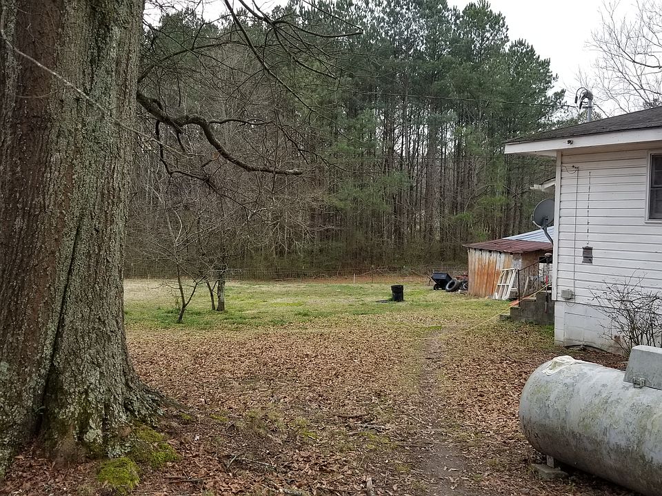 2nd image of 951 Old Villa Rica Rd