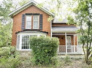 529 Richmond Rd, Richmond Heights, OH 44143