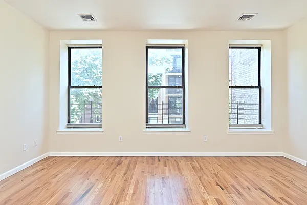 Rented by Bohemia Realty Group | media 21