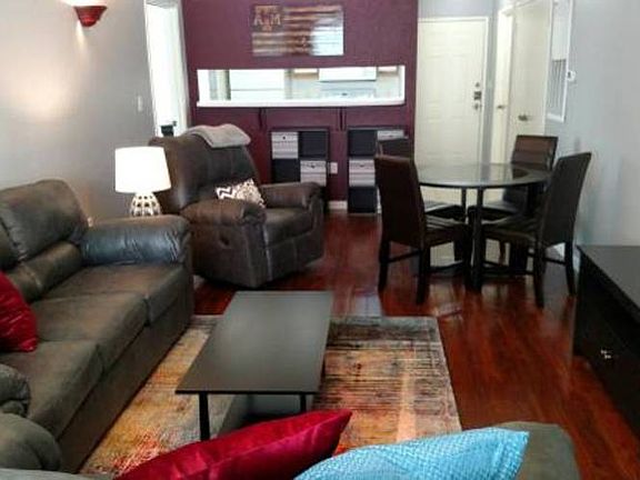 4th image of 521 Southwest Pkwy APT 104
