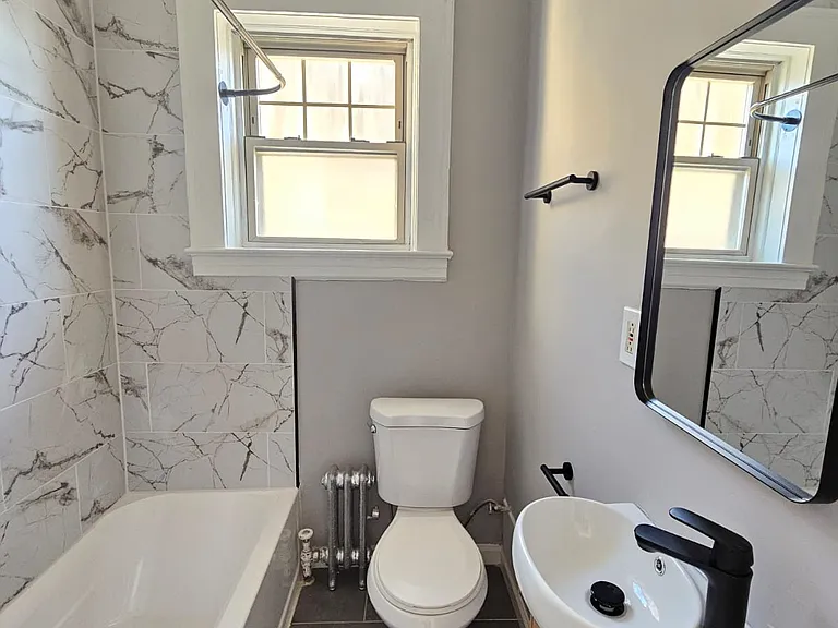 388 Bloomfield Ave #5 — Photo 4