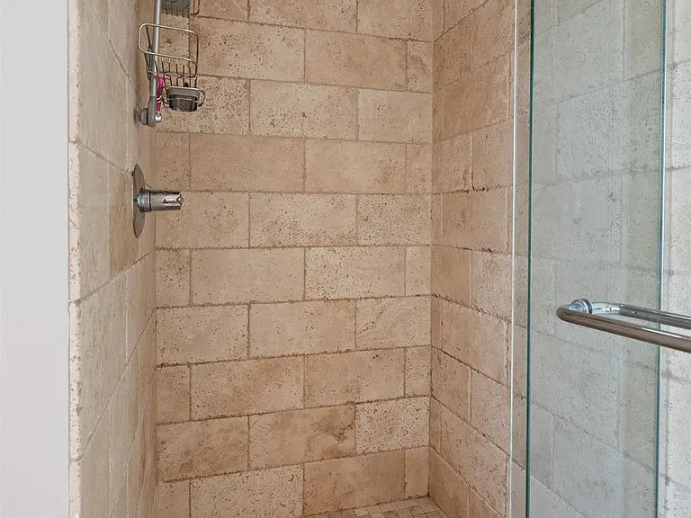 525 W Lafayette Blvd #13C — Photo 24