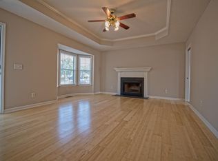 908 Tal Ln, La Vergne, TN 37086