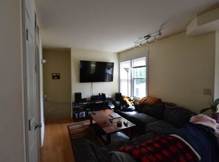 1738 W Altgeld St APT 2, Chicago, IL 60614