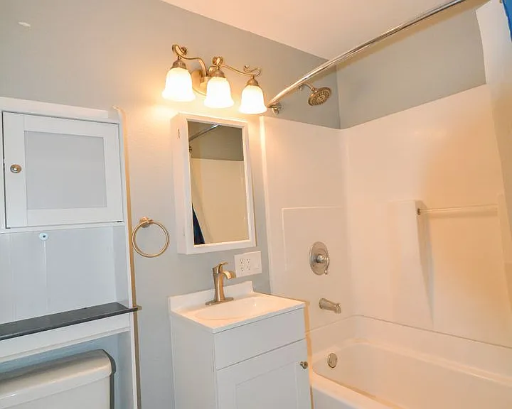 2911 NE 124th Ave — Photo 7