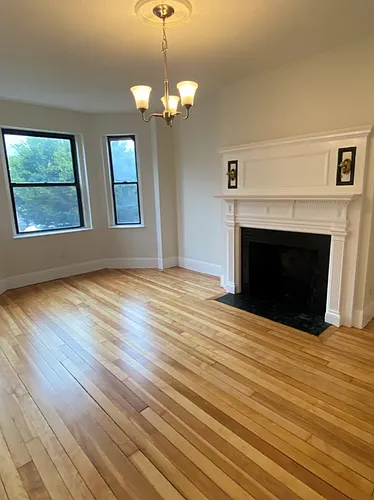 10 Glenville Ave #2 Photo 1