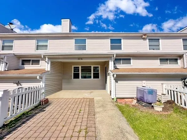 22A Anita St, Staten Island, NY 10314