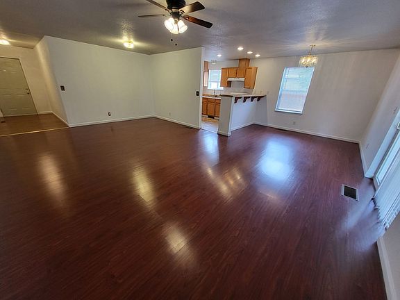 2nd image of 30 Duffy Ct