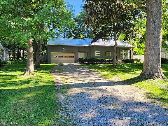 2nd image of 721 Frank Blvd