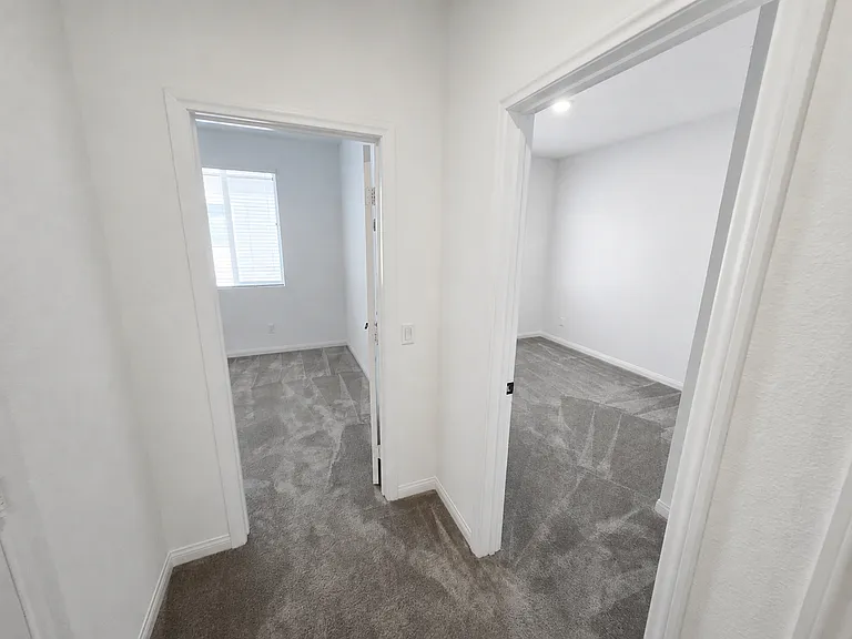 1980 Affinity Ln — Photo 35