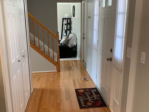 5th image of 45477 Holmes Dr