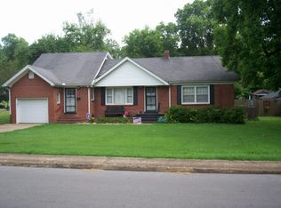 718 Butler St, Bolivar, TN 38008