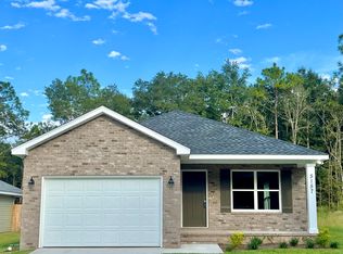 5157 Lake Dr S, Crestview, FL 32539