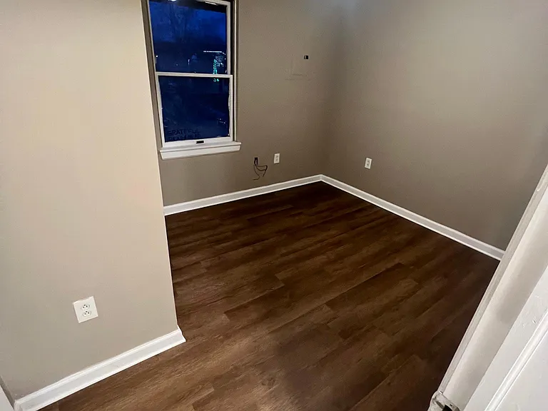 1130 Luzerne St #3 — Photo 7