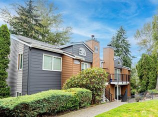 2609 S 272nd St APT 33, Kent, WA 98032