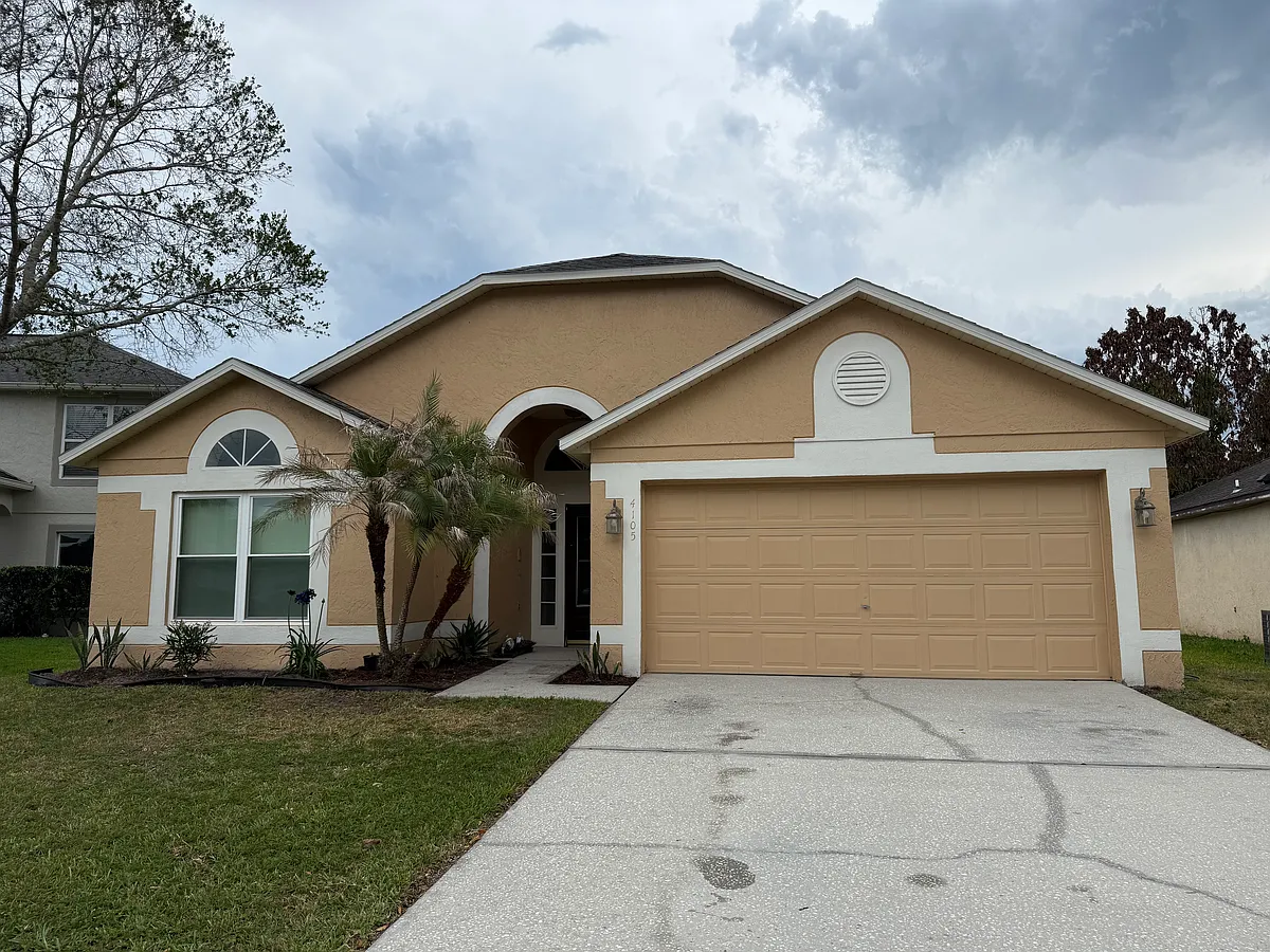 Building Photo - 4105 Mendenwood Ln