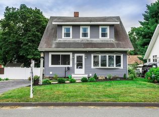 42 Ideal Rd, Worcester, MA 01604