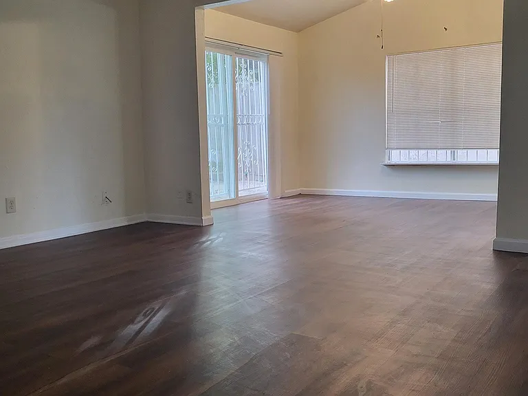 12409 Windjammer St — Photo 5