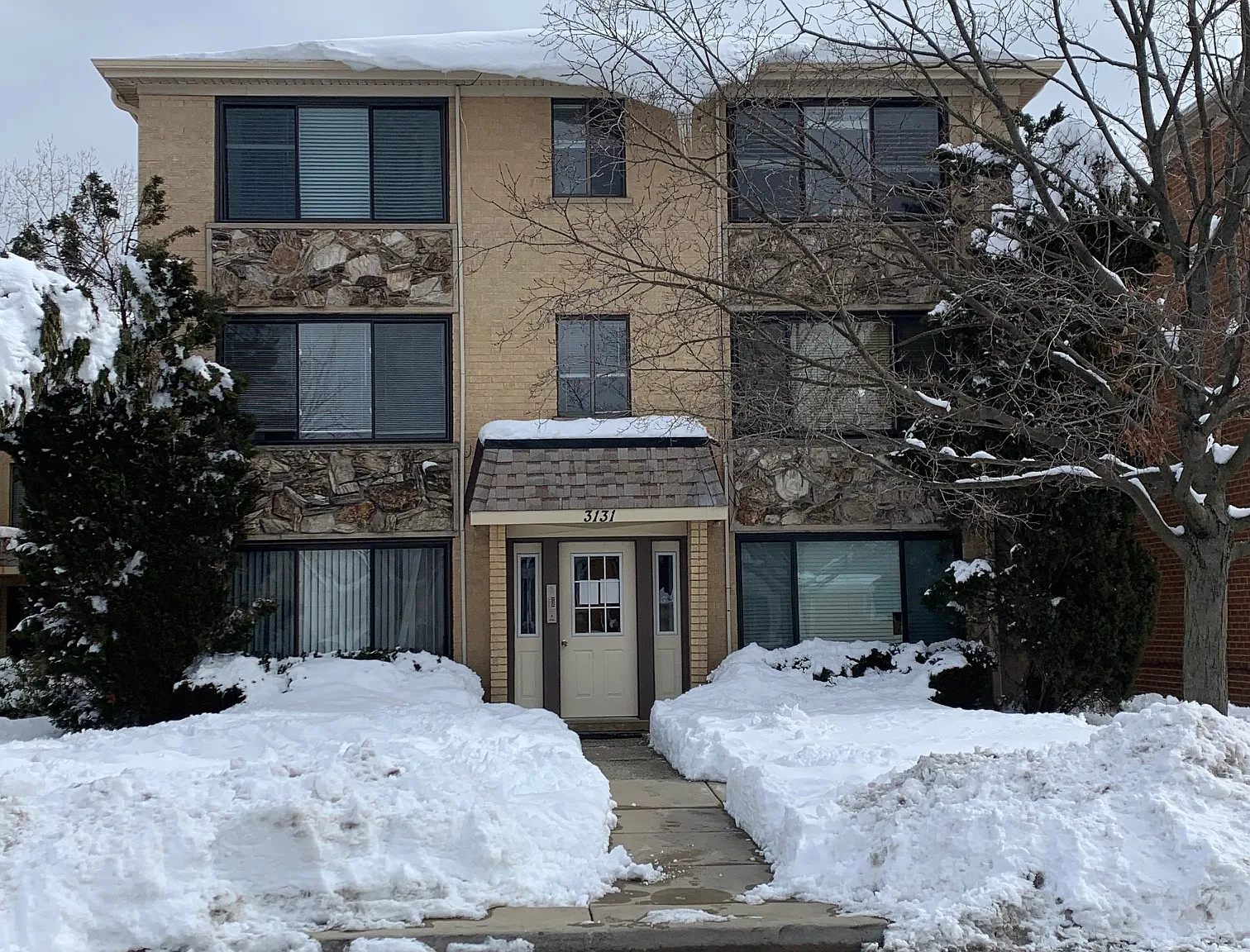 1 bed, 1000 sqft, $1,650 — Photo 1