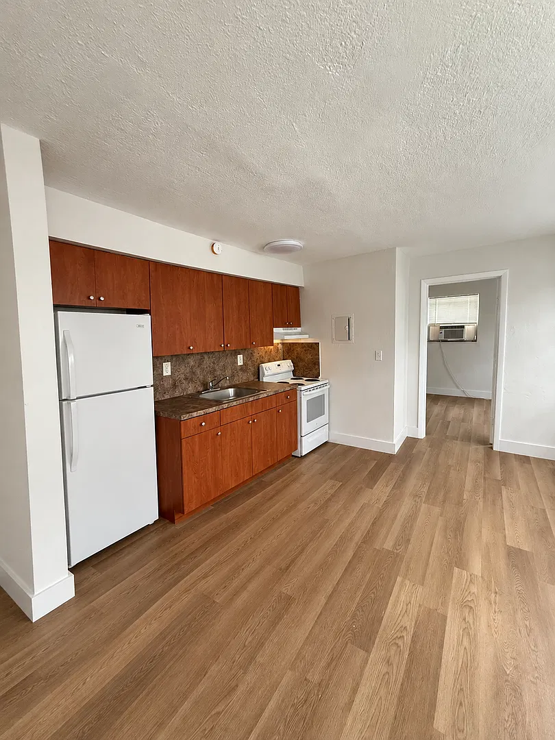 14100 NW 24th Court — Photo 2