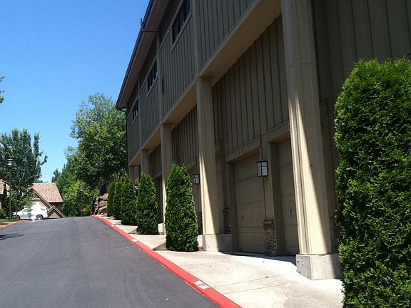 GARAGES IN MULTIPLE SIZES! ONE MONTH FREE!!!