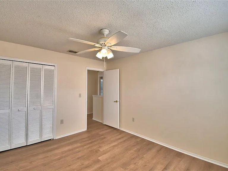 11701 Minto Ct — Photo 37