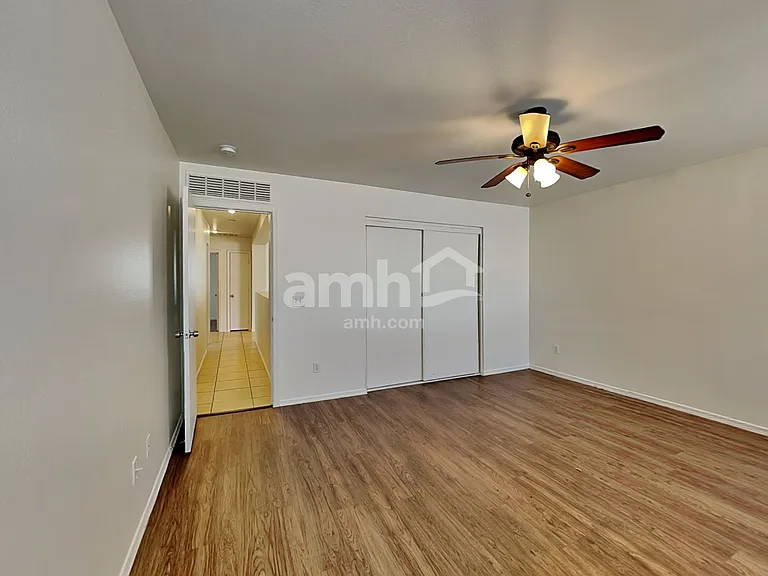 11514 W Bloomfield Rd — Photo 9