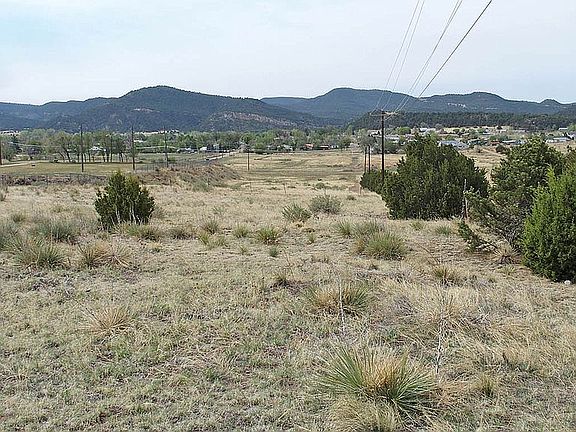 3rd image of 0 Aspen St