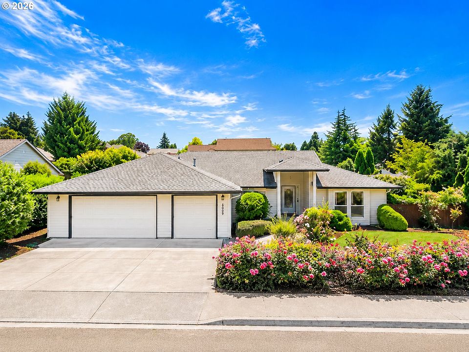 1st image of 4701 NE 48th St