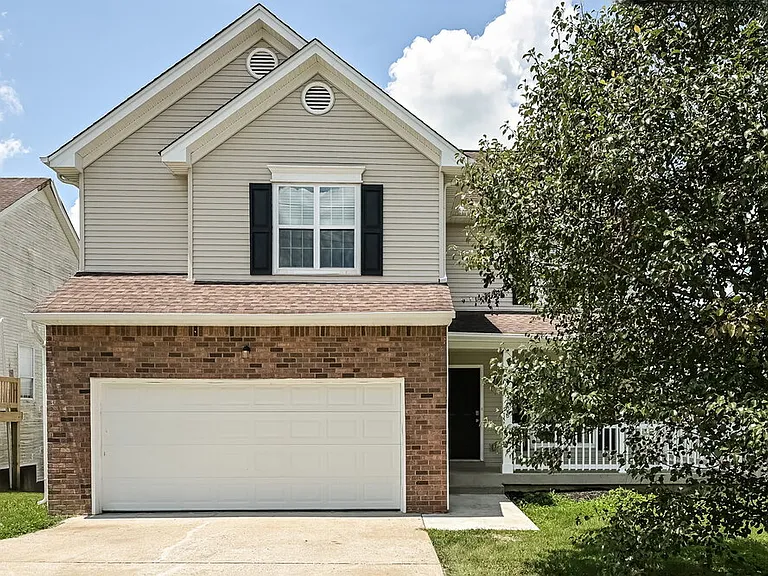 3108 Creekview Ln — Photo 1
