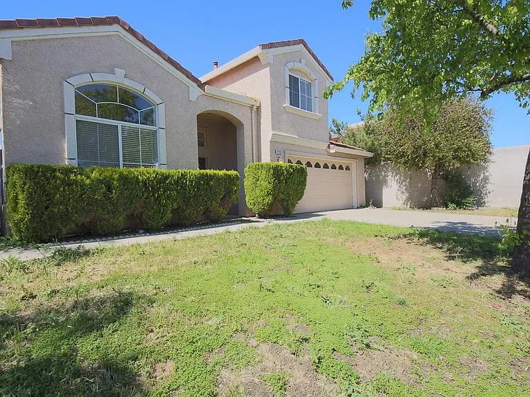 2193 Misquez Ln — Photo 3