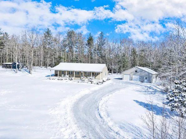 12903 Johns Creek Rd, New Castle, VA 24127